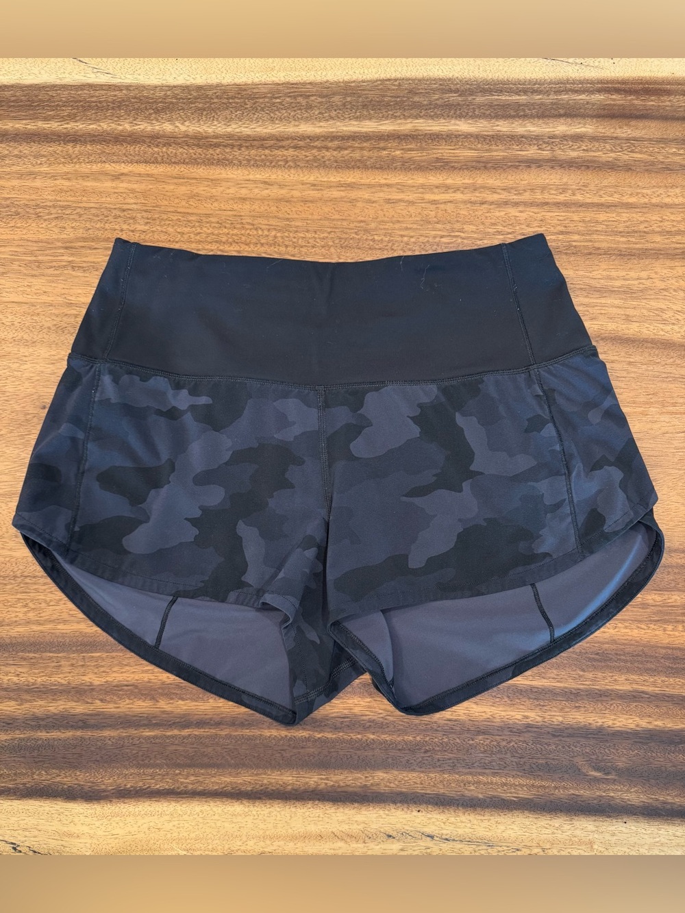 Lululemon Speed Up Short 2.5” High Rise